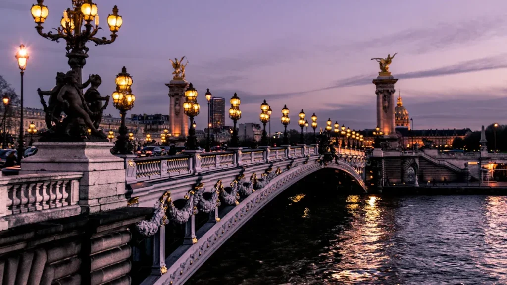 Must-Do Things in Paris