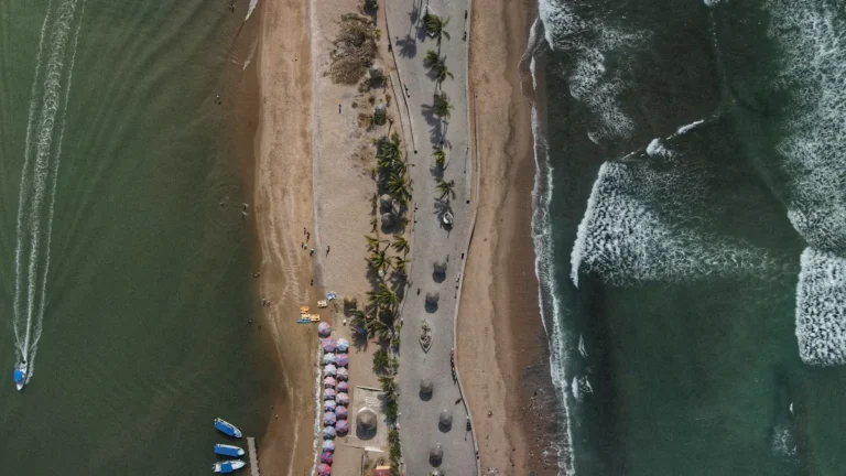 South Padre vs. Port Aransas: Which Texas Beach Town is Right for You?