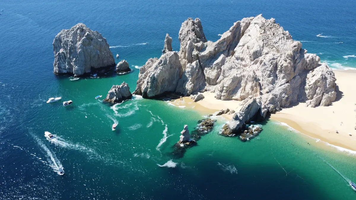 Beaches: Puerto Vallarta vs Cabo