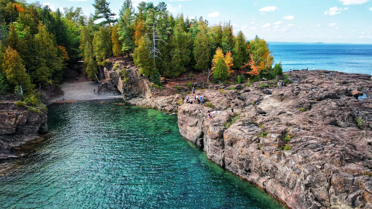 25 Essential Things to Do in Upper Peninsula, MI: Waterfalls, Lakes & Scenery