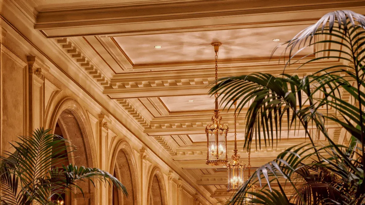 Hotels with Views in San Francisco: Best Spots to Enjoy the City’s Iconic Skyline