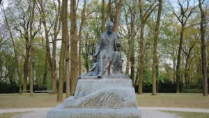 Essential Things to Do in Bismarck, ND: Historic Sites, Parks & Museums