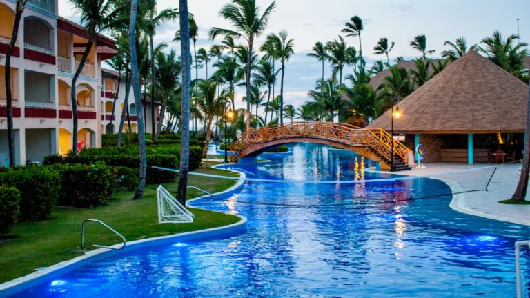 Mexico vs Dominican Republic: Which Caribbean Paradise is Right for You?