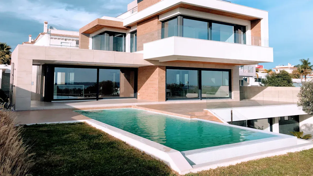 Luxury Villas in Barcelona