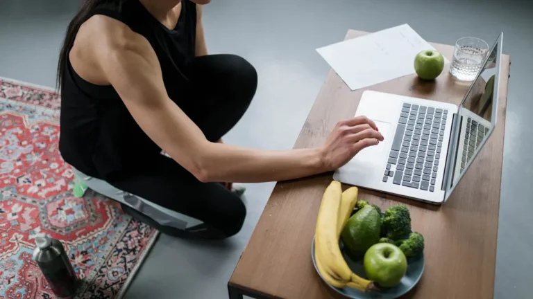 Top Destinations for Fitness-Minded Digital Nomads: Gyms, Outdoor Activities, and Healthy Living