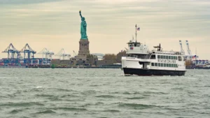 10 Must-See Things to Do in Block Island, RI: Beaches, Lighthouses & Ferries