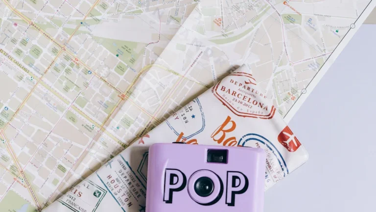 Safe Solo Travel Tips: Practical Safety Strategies for First-Time Independent Travelers