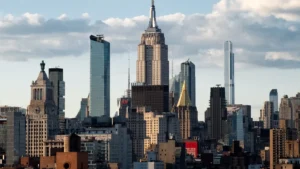 Travel to New York: Iconic Landmarks, Museums & Neighborhoods