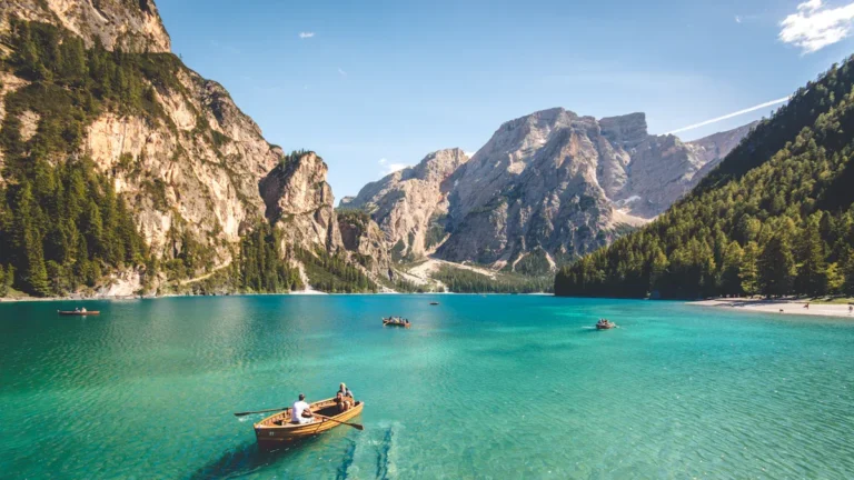 Top Eco-Conscious Travel Options for Responsible & Sustainable Tourism