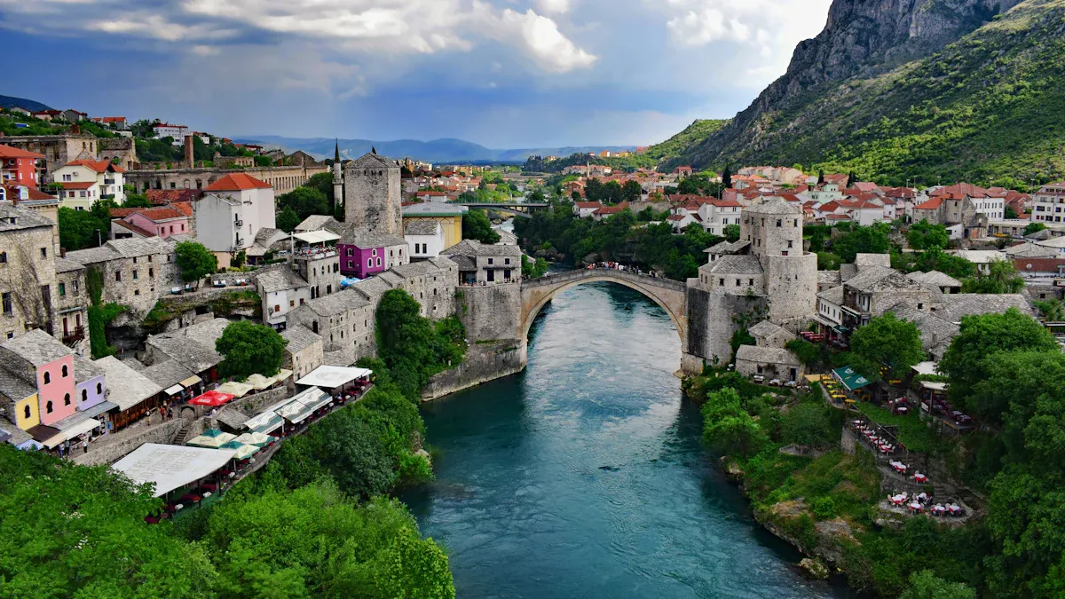 2. Mostar