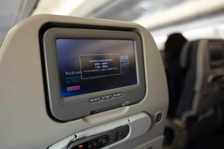 delta inflight entertainment screens